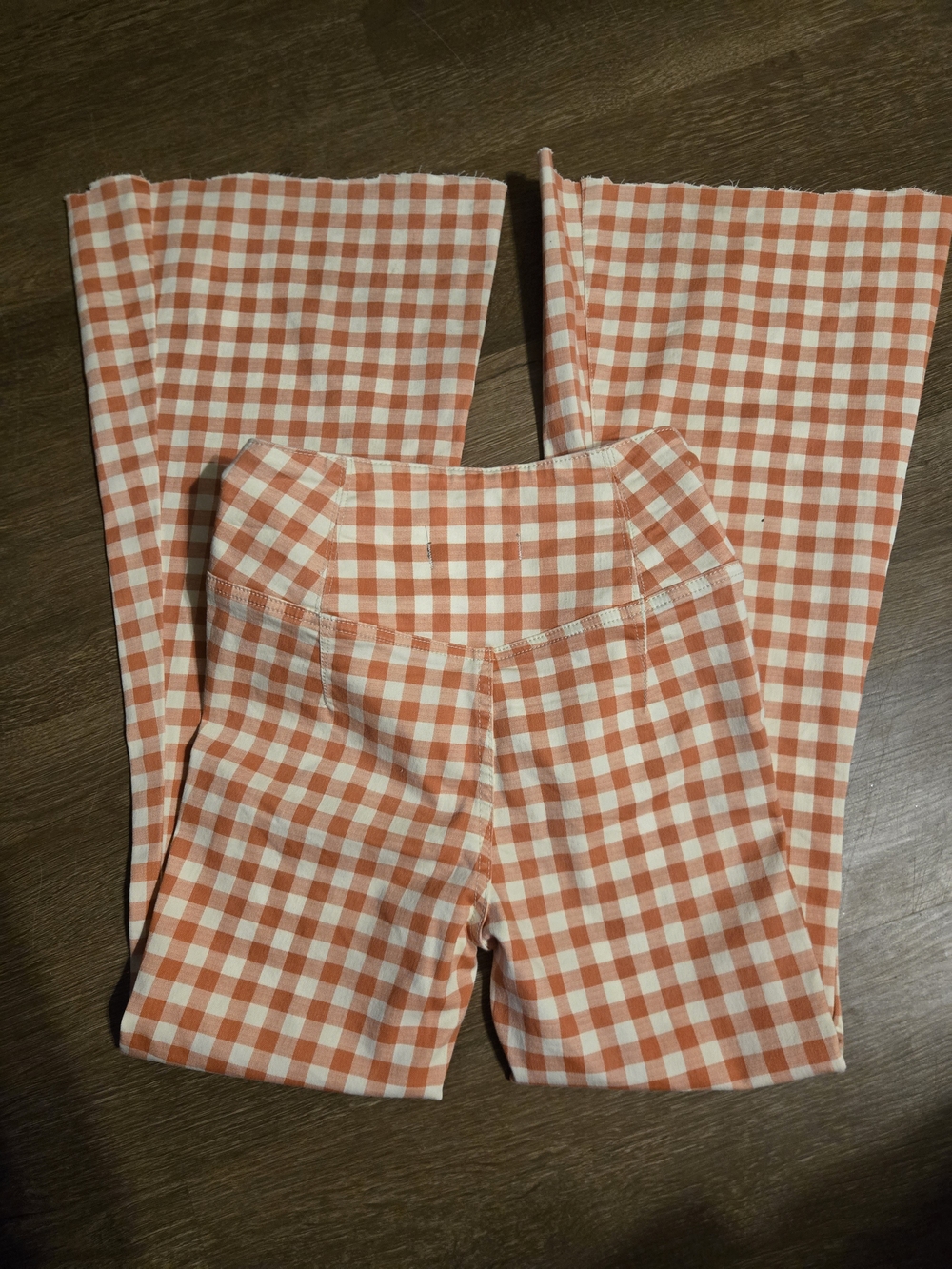 Womens We The Free Red And White Gingham Flare Crossover Pants Size 26 - Picture 3 of 4